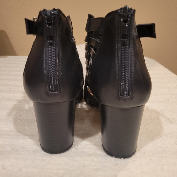 Black Strappy Women's Heels - Picture 7 of 9